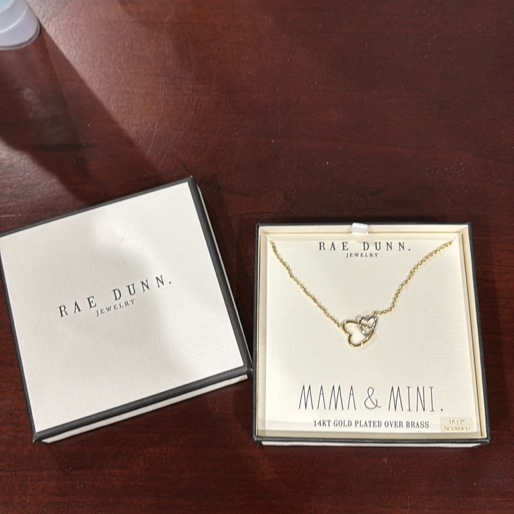 Rae Dunn Mama and Mini Necklace